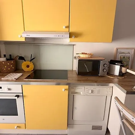 La Limoncello, Sunny & Spacious * Ним