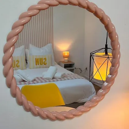 La Limoncello, Sunny & Spacious Апартаменты